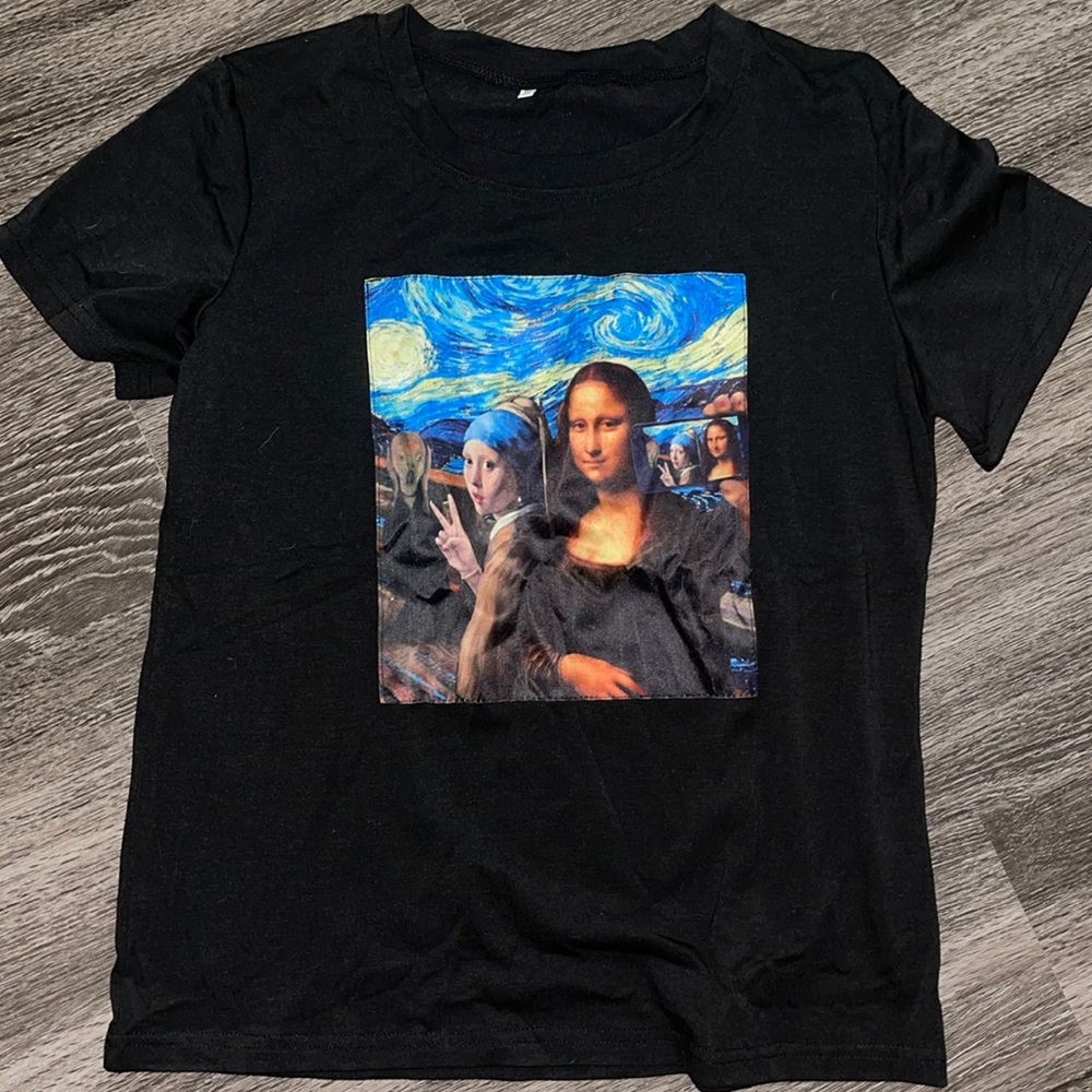 Graphic tee